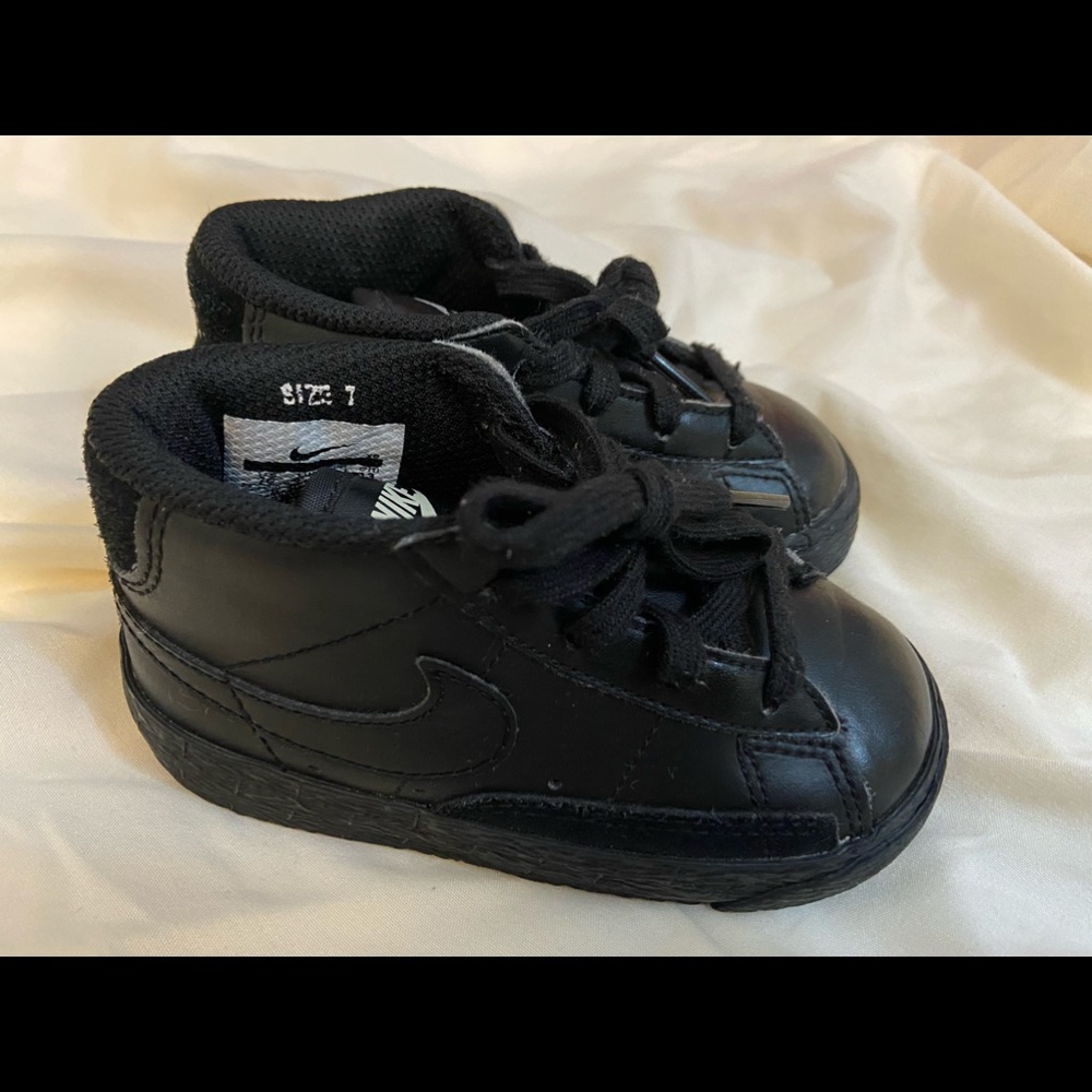 Toddler Nike blazers